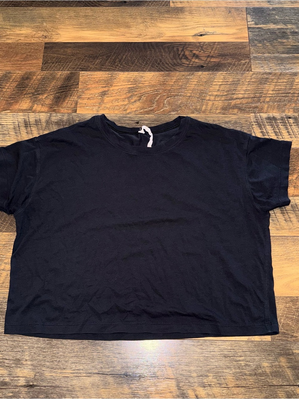 Women’s Black Crewneck Short Sleeve Top